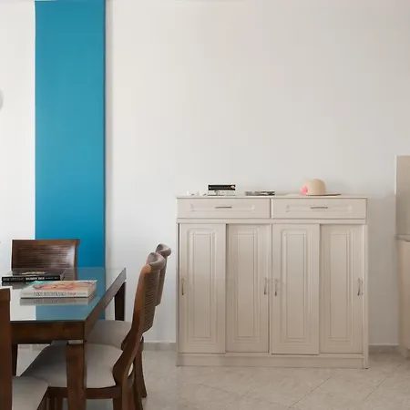 Tinos Resort מלון Tínos