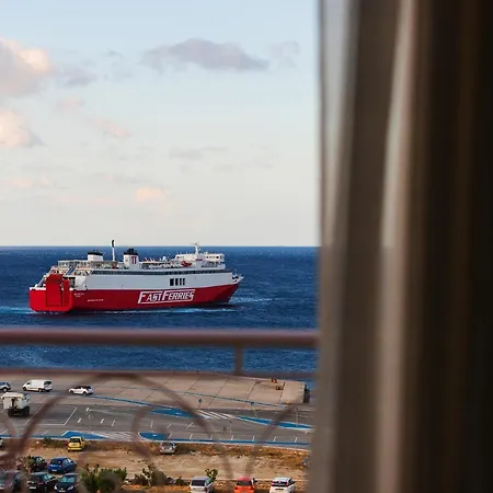 מלון Tinos Resort 4*