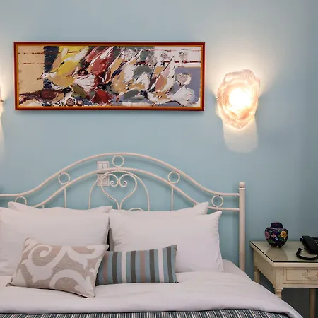 מלון Tinos Resort 4*