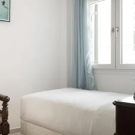 מלון Tinos Resort 4*
