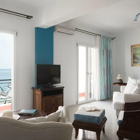 Tinos Resort Szálloda 4*