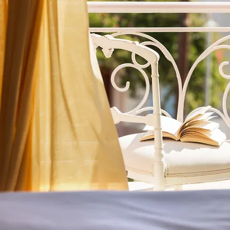 Tinos Resort Szálloda 4*